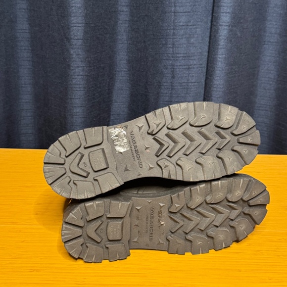 Vagabond Black Cosmo 2.0 Leather Lug Sole Tall Boot - Picture 7 of 11